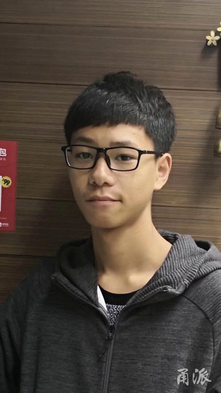 (小尤生活照)