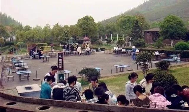 场优雅的烧烤 这里一定能够满足你所有的轻奢侈 江北·绿野山庄