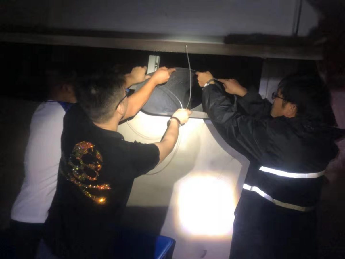 象山县12345深夜联系救援队帮助企业排积水.jpg