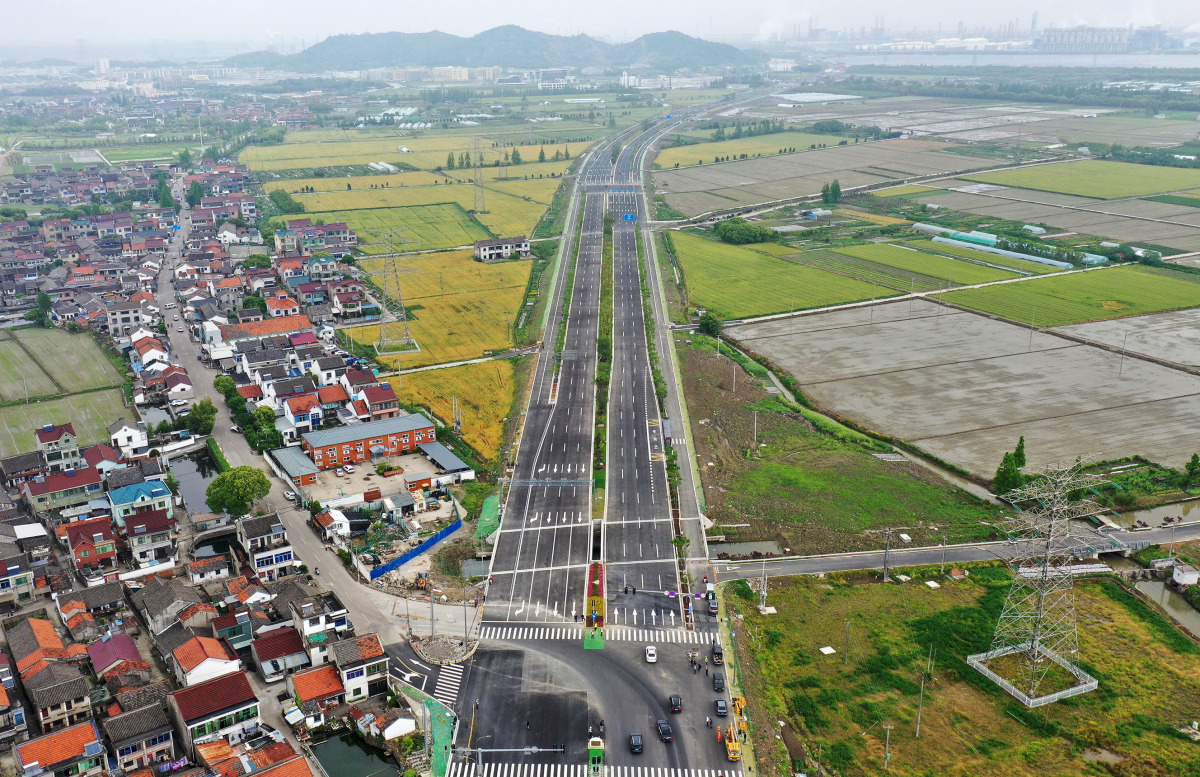 杭甬高速复线澥浦互通连接线工程一期通车试运行 - 宁波都市传媒网