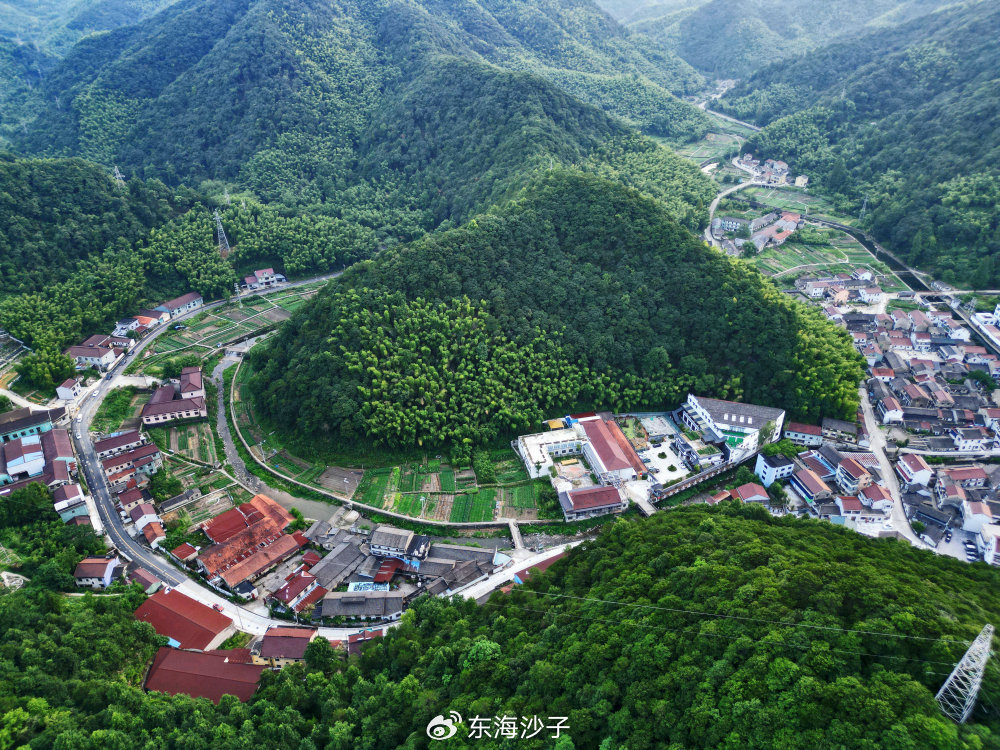 https://wx3.sinaimg.cn/large/bd7246d4ly1hx4fhqf2h4j20rs0kuwnu.jpg