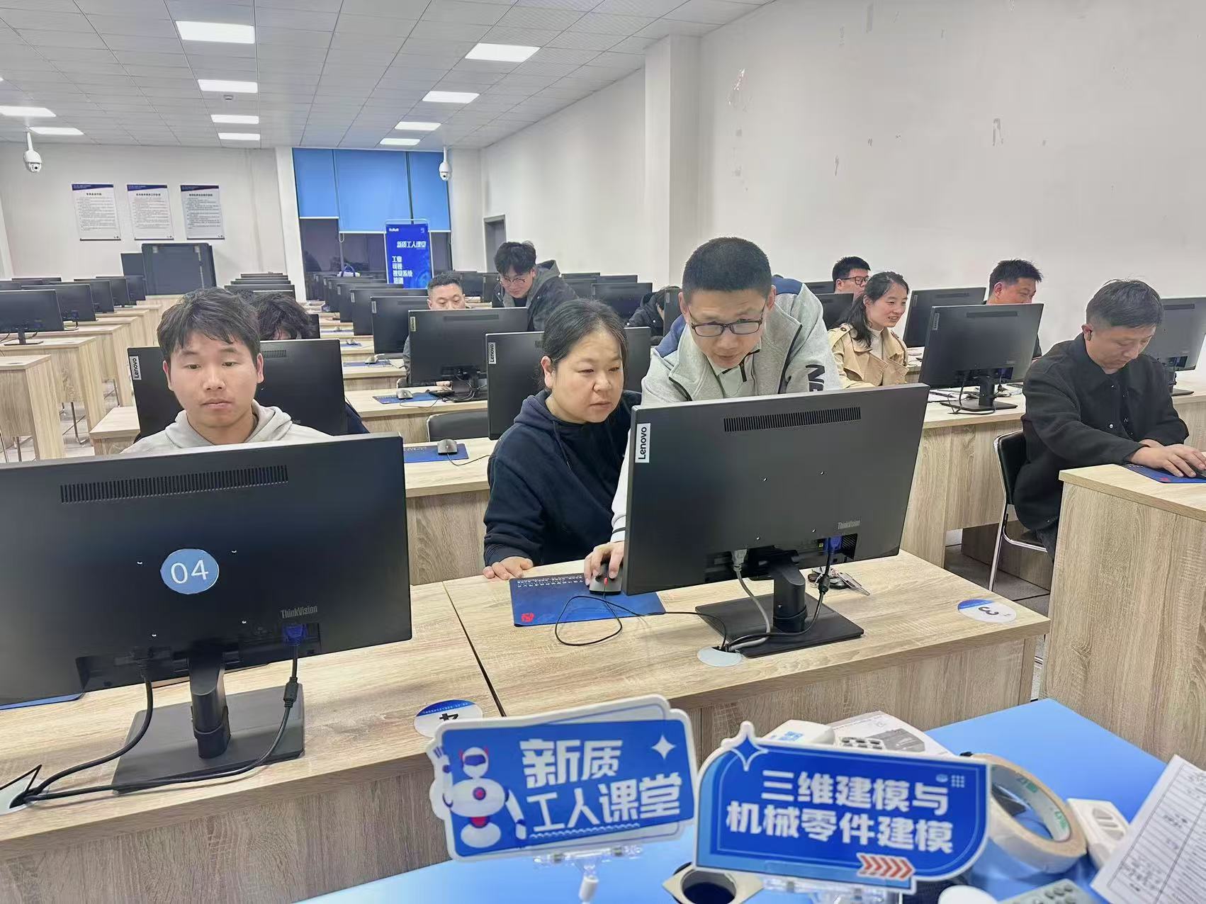 职达北仑 技赢未来|大港夜校的育才密码